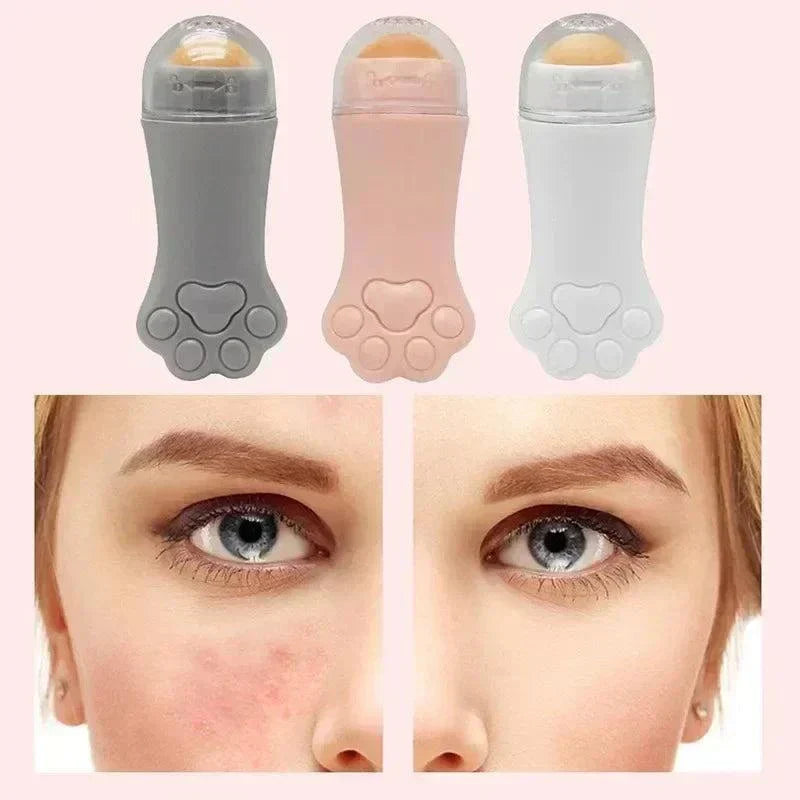 Cat Paw Oil Absorbing Roller with volcanic stone for removing facial oil and shine